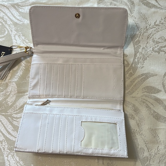 Bebe wallet/wristlet - Picture 3 of 7